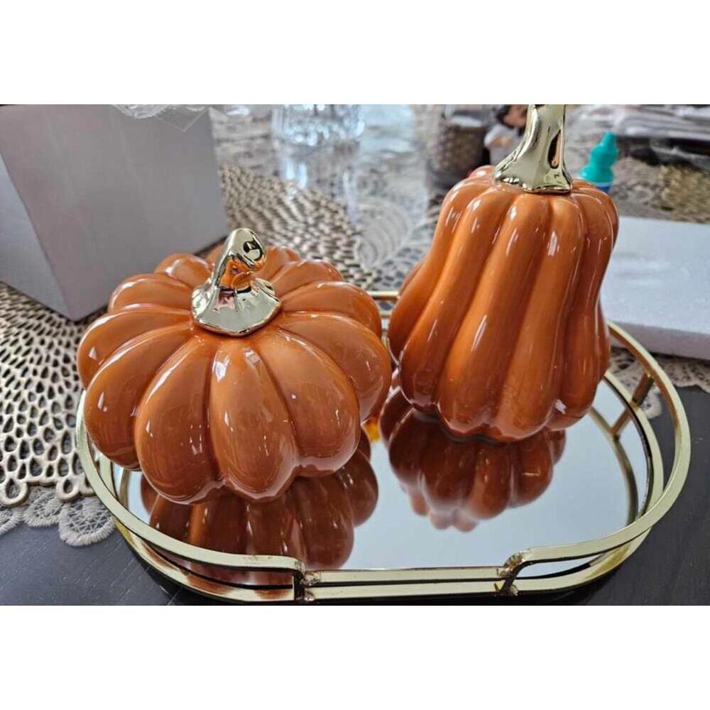 pumpkin decor